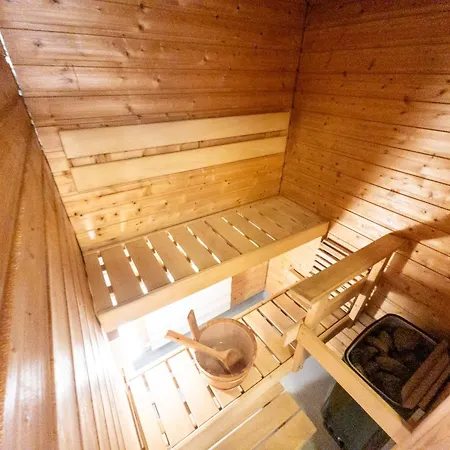 Urban & Arctic With Sauna *